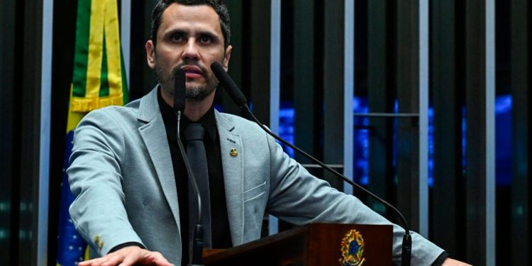 Republicanos descarta candidatura de Cleitinho ao Governo de Minas