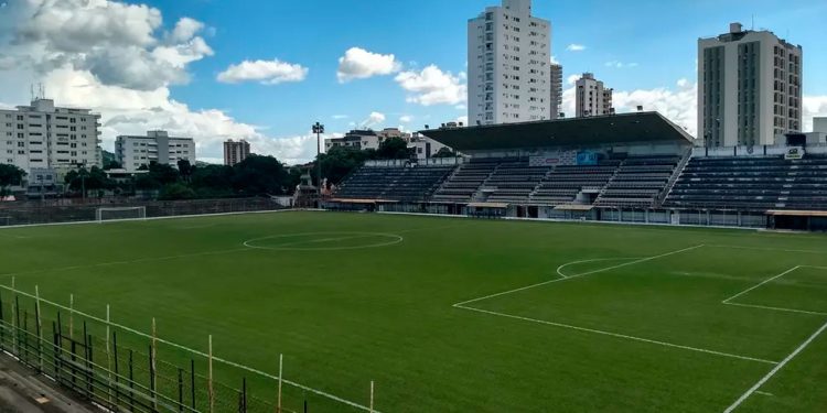 Seletiva para o Campeonato Mineiro de Futebol Feminino acontece neste domingo em Valadares