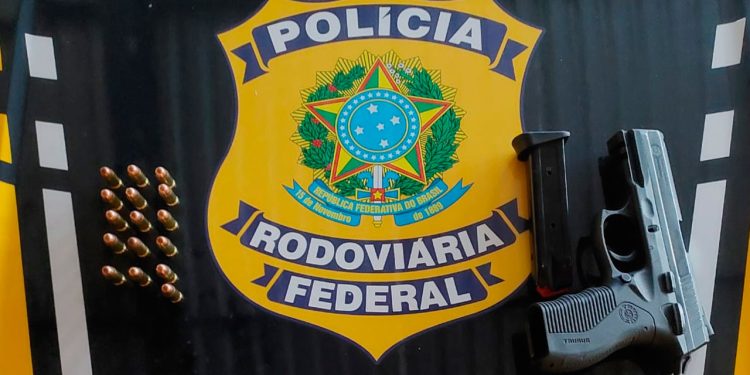Homem é preso na BR-116 em Valadares investigado por sequestrar ex-companheira
