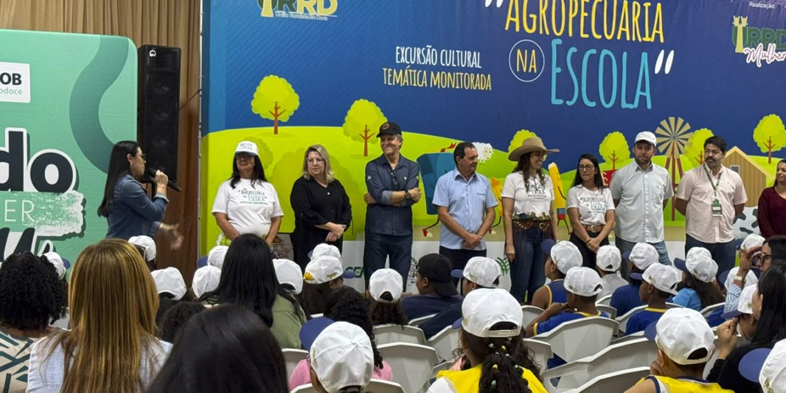 Projeto Agropecuária na Escola aborda novas tecnologias e a sucessão familiar no agronegócio, durante a Expoagro