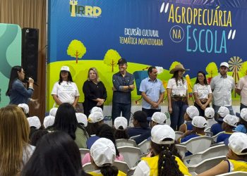 Projeto Agropecuária na Escola aborda novas tecnologias e a sucessão familiar no agronegócio, durante a Expoagro