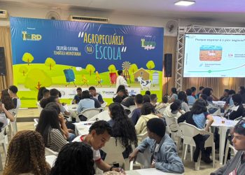 Estudantes debatem recuperação ambiental, no projeto Inovação Agro Jovem, na Expoagro GV