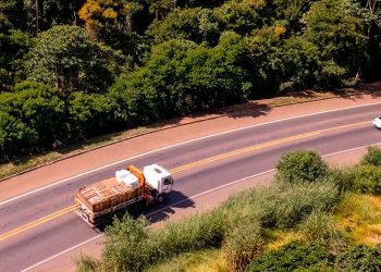 Obras na BR-116 causam interdições no trânsito entre Governador Valadares e Além Paraíba