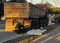 Motociclista morre após bater na traseira de caminhão, em Ipatinga