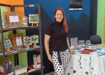 GV CIT recebe exposição da artesã Cláudia Carvalho, no Projeto Gente que Faz Arte
