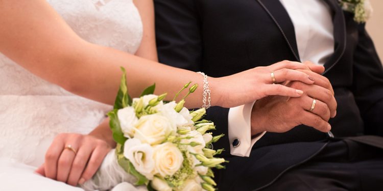 Inscrições para casamento comunitário em universidade de Governador Valadares terminam na próxima sexta-feira