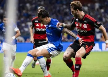 Cruzeiro luta até o fim, mas empata com Flamengo pela ida das oitavas da Libertadores