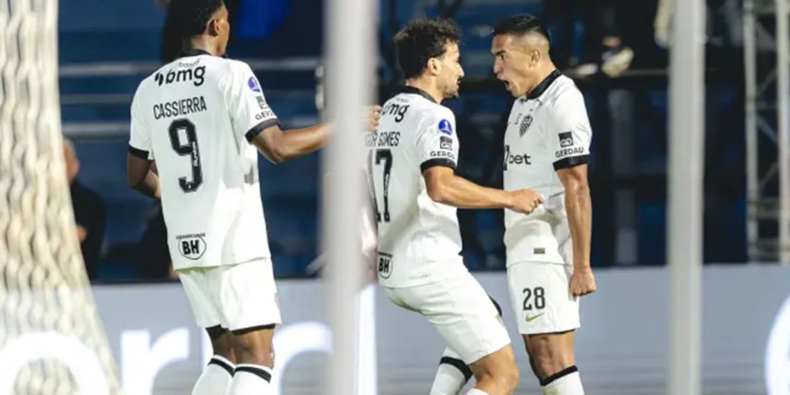 Com ‘Lei do Ex’, Atlético vence Bragantino e abre vantagem na Sul-Americana