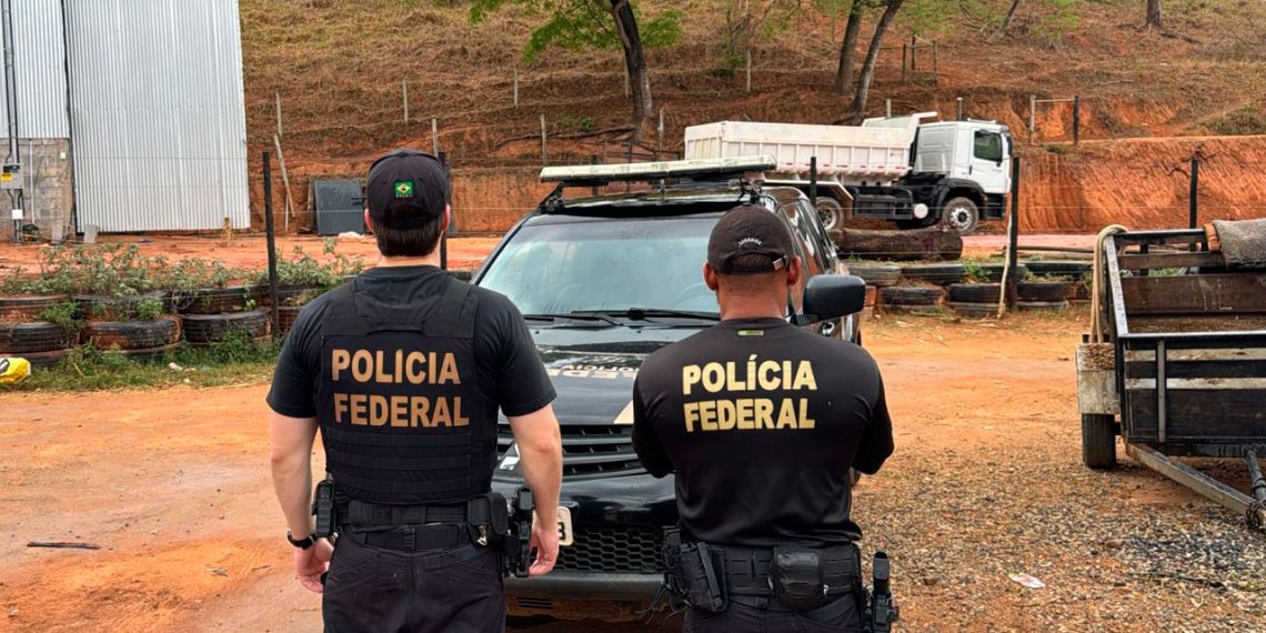 Investigado por contrabando de migrantes é alvo de operação da PF em Valadares