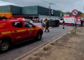 Acidente entre carros deixa veículo tombado e vítima presa em Ipatinga
