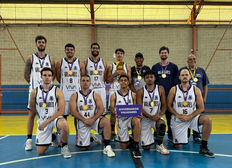 Valadares conquista título inédito e invicto no basquete masculino nos Jogos do Interior de Minas