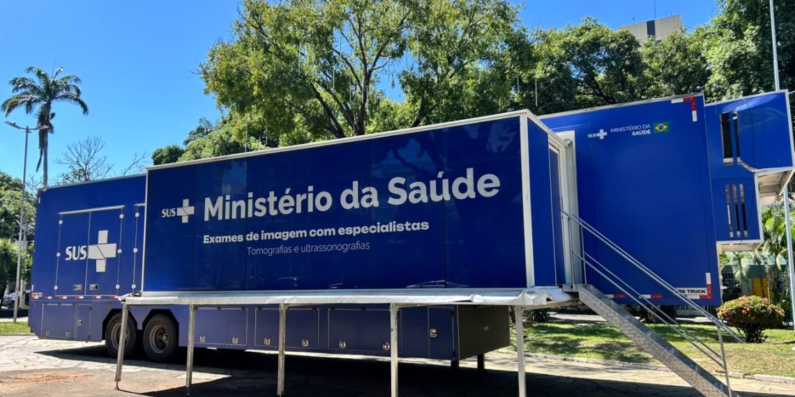 Valadares recebe carreta itinerante de saúde com exames gratuitos de tomografia e ultrassom