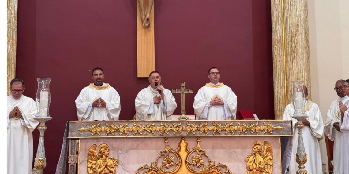 Dom Félix celebra Solenidade de Nossa Senhora Aparecida na Paróquia da Ilha dos Araújos