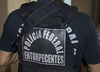 Polícia Federal faz busca e apreensão contra o tráfico internacional de drogas, em Manhuaçu
