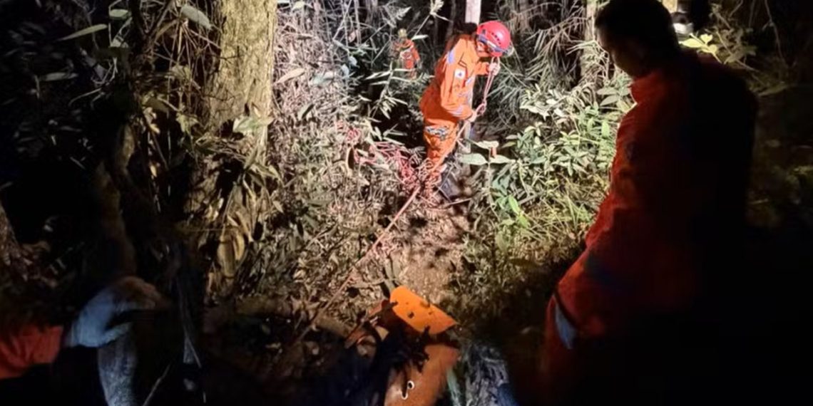 Casal morre após cair de cachoeira, em Coronel Fabriciano