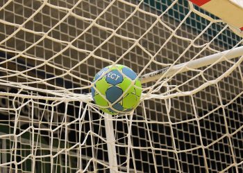 Disputas de handebol nos Jogos Estudantis Valadarenses começam nesta terça-feira