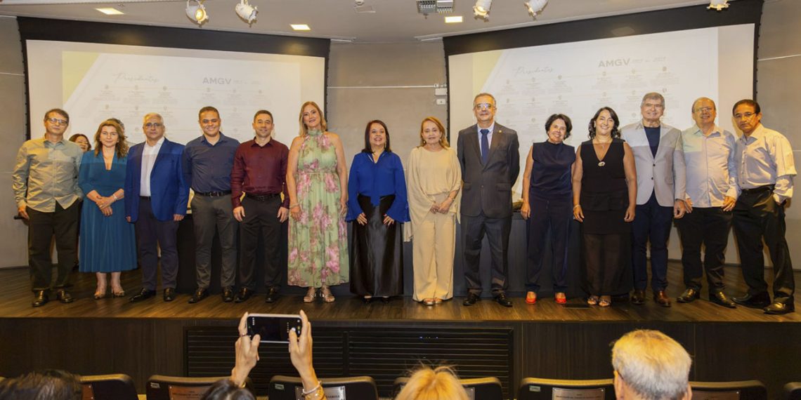 Associação Médica de Governador Valadares empossa nova diretoria para mandato até 2029